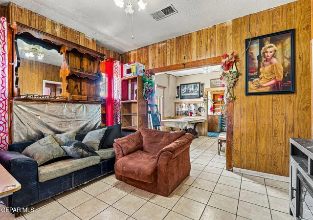 Photo 3 of Sale Pending at 3320 Hamilton Ave, El Paso, TX 79930 | MLS# 949224 | Listing updated on 2026-09-12