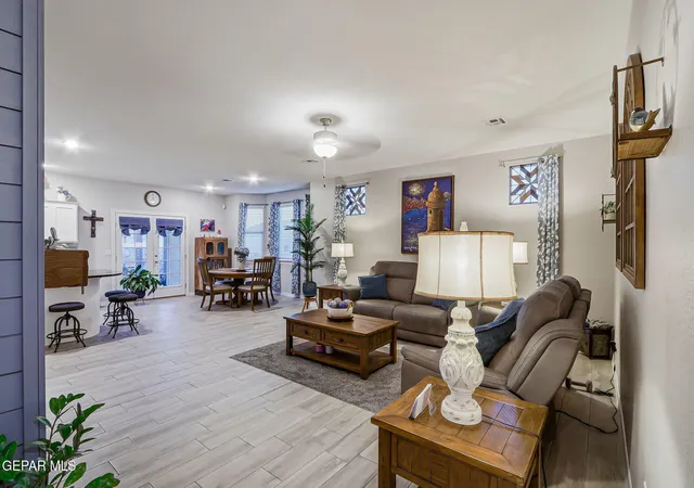 5th image of 12768 Hidden Edge Dr, Horizon City, TX 79928 | MLS# 944011