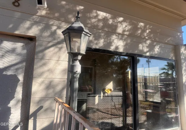 Photo 2 of Single family home for sale at 168 N Cebada St, El Paso, TX 79905 | MLS# 944080 | Listing updated on 2026-09-09