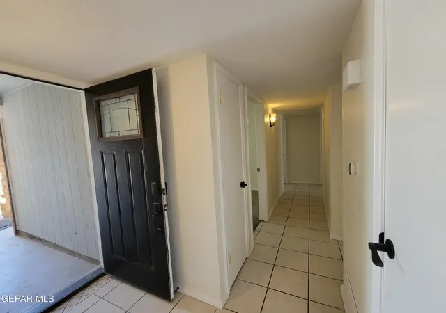 Photo 4 of Single family home for sale at 9204 Igoe Pl, El Paso, TX 79924 | MLS# 944441 | Listing updated on 2026-09-01