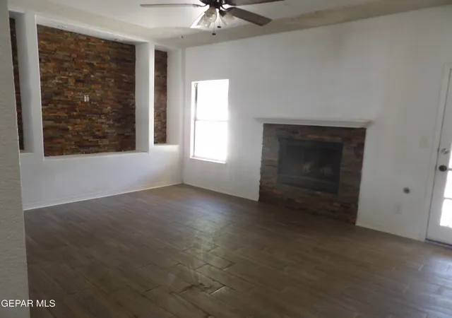 Photo 4 of Sale Pending at 12137 Francis Scobee Dr, El Paso, TX 79936 | MLS# 944114 | Listing updated on 2026-09-14