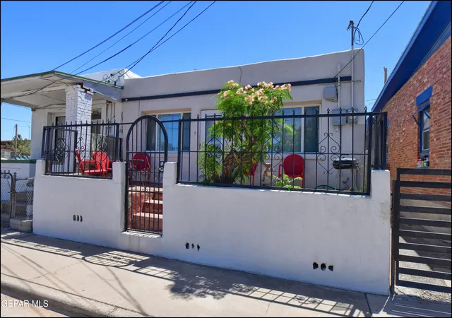 3rd image of 504 Canal Rd, El Paso, TX 79901 | MLS# 944197