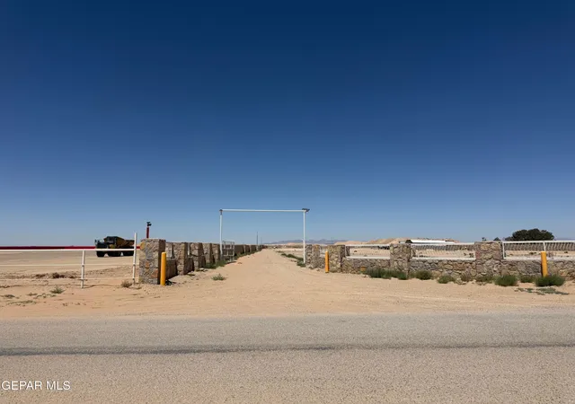 22nd image of 1339 Quail Spring Dr, El Paso, TX 79928 | MLS# 944311