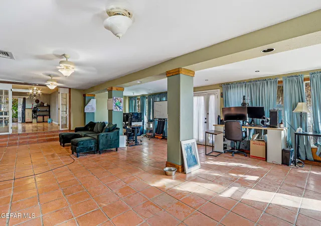 Photo 3 of Single family home for sale at 137 Rio Monte St, El Paso, TX 79915 | MLS# 945276 | Listing updated on 2026-09-08