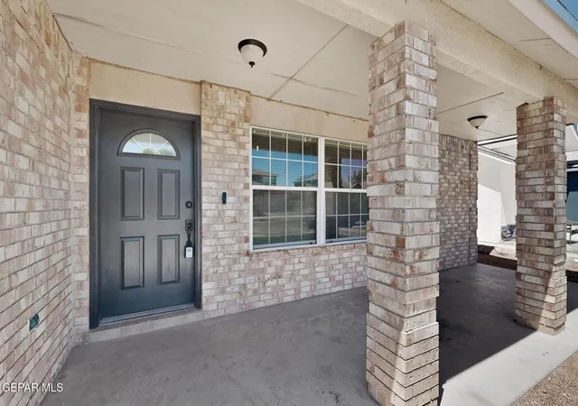 Photo 3 of Single family home for sale at 13713 Paseo Del Mar Dr, El Paso, TX 79928 | MLS# 944383 | Listing updated on 2026-10-09