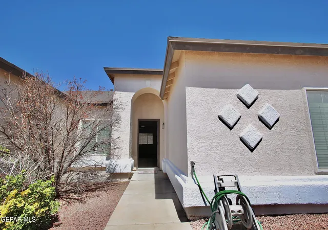 Photo 2 of Single family home for sale at 6828 Jordyn Emily Ln, El Paso, TX 79932 | MLS# 944412 | Listing updated on 2026-08-22