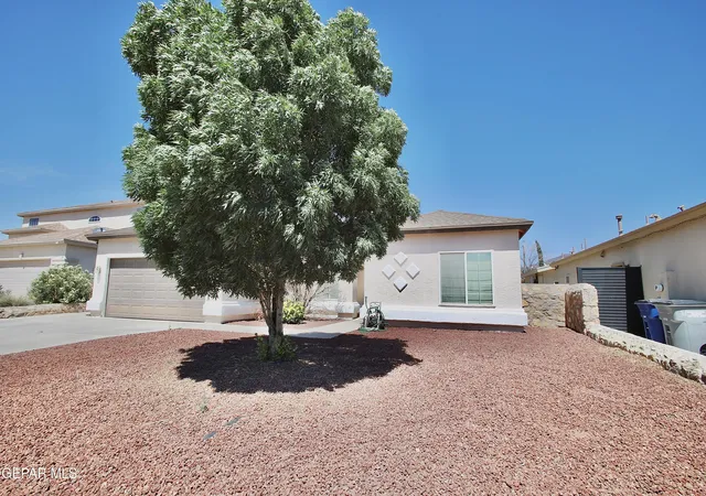 Photo 4 of Single family home for sale at 6828 Jordyn Emily Ln, El Paso, TX 79932 | MLS# 944412 | Listing updated on 2026-08-22