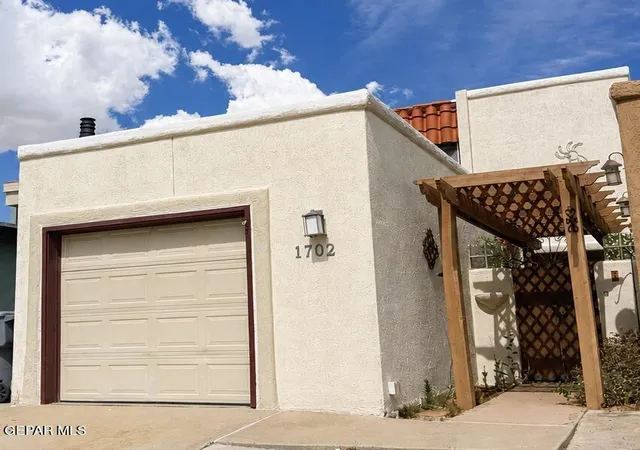 Photo 2 of Townhouse for sale at 1702 Calle Paz Pl, El Paso, TX 79935 | MLS# 946188 | Listing updated on 2026-09-18