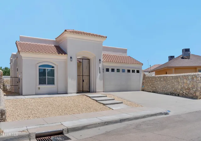 Photo 3 of Sale Pending at 3040 Stormy Point Dr, El Paso, TX 79938 | MLS# 944691 | Listing updated on 2026-09-10