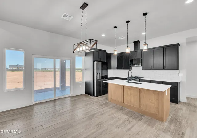 Photo 3 of Single family home for sale at 712 Yuma Desert Dr, Chaparral, NM 88081 | MLS# 944563 | Listing updated on 2026-06-18