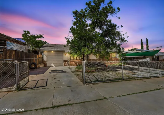 4th image of 5021 Royal Dr, El Paso, TX 79924 | MLS# 944593