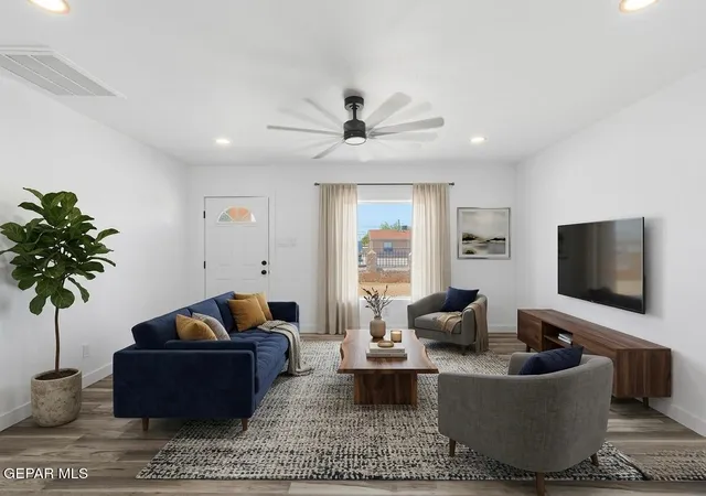 2nd image of 7715 Hacienda Ave, El Paso, TX 79915 | MLS# 944704