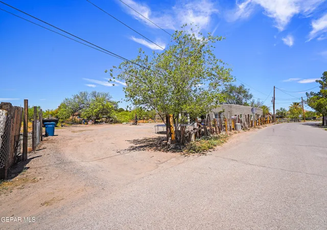 3rd image of 507 Nicholas Rd, El Paso, TX 79927 | MLS# 944673