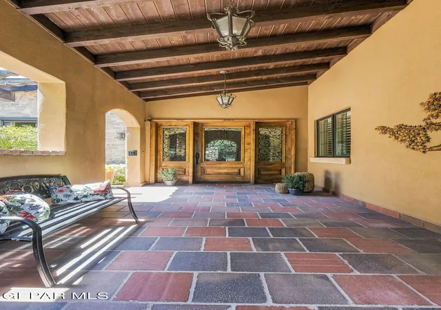 3rd image of 209 Villa Serena Ct, El Paso, TX 79922 | MLS# 945576