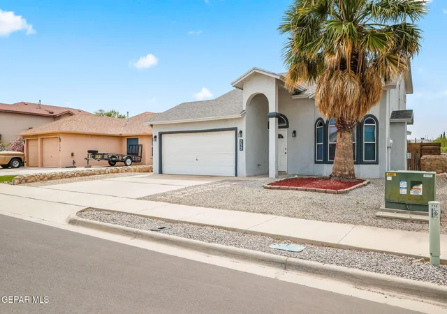 Photo 2 of Single family home for sale at 732 Desert Ash Dr, Horizon City, TX 79928 | MLS# 944754 | Listing updated on 2026-09-21