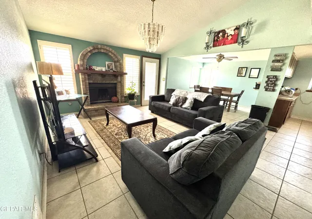 Photo 3 of Single family home for sale at 6696 Tiger Eye Dr, El Paso, TX 79924 | MLS# 949429 | Listing updated on 2026-08-15