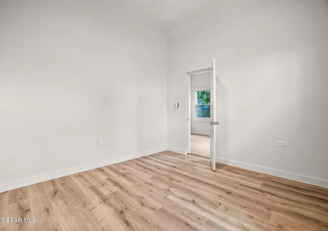 2nd image of 511 E Nevada Ave, El Paso, TX 79902