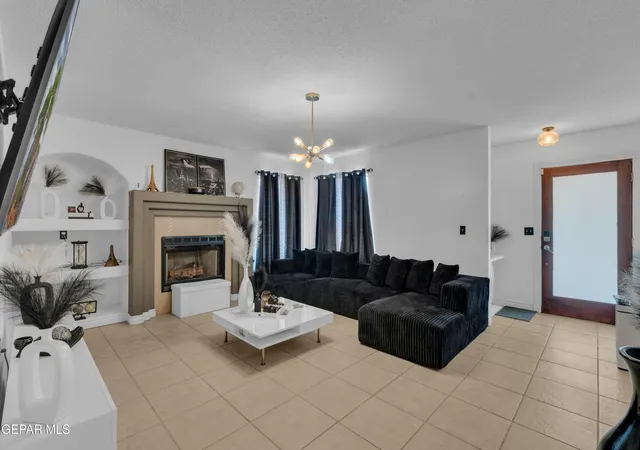 5th image of 5758 Castle Wy, El Paso, TX 79932 | MLS# 946898