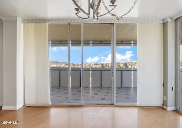 Photo 4 of Condo for sale at 1800 N Stanton St #901, El Paso, TX 79902 | MLS# 944859 | Listing updated on 2026-09-14