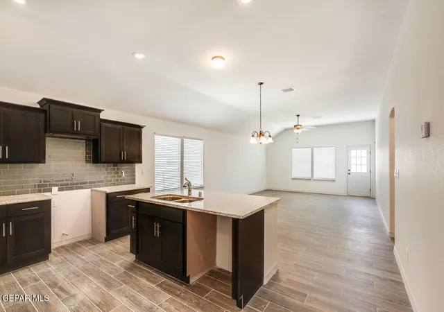 Photo 4 of Single family home for sale at 12428 Oconee Pl, Clint, TX 79836 | MLS# 944892 | Listing updated on 2026-06-18