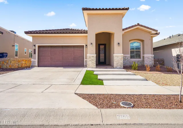 Photo 1 of Sale Pending at 2195 Enchanted Crst Dr, El Paso, TX 79911 | MLS# 944911 | Listing updated on 2026-09-06