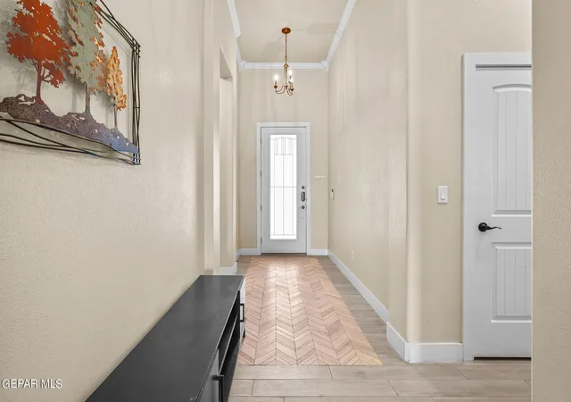 Photo 4 of Sale Pending at 2195 Enchanted Crst Dr, El Paso, TX 79911 | MLS# 944911 | Listing updated on 2026-09-06