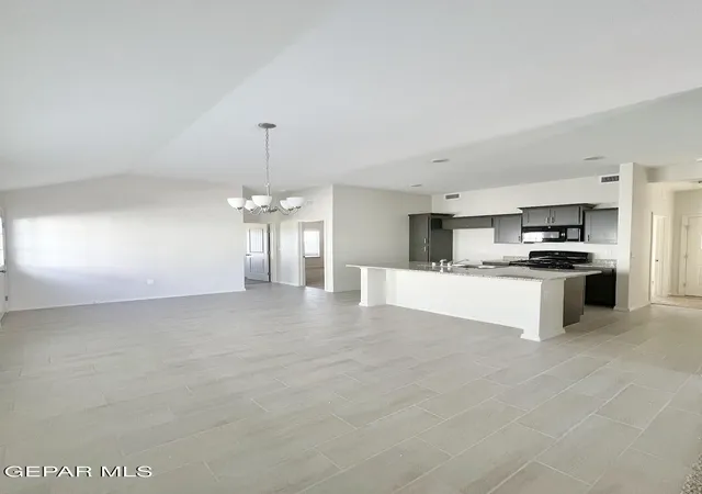 4th image of 337 Moreland Dr, El Paso, TX 79907 | MLS# 944966
