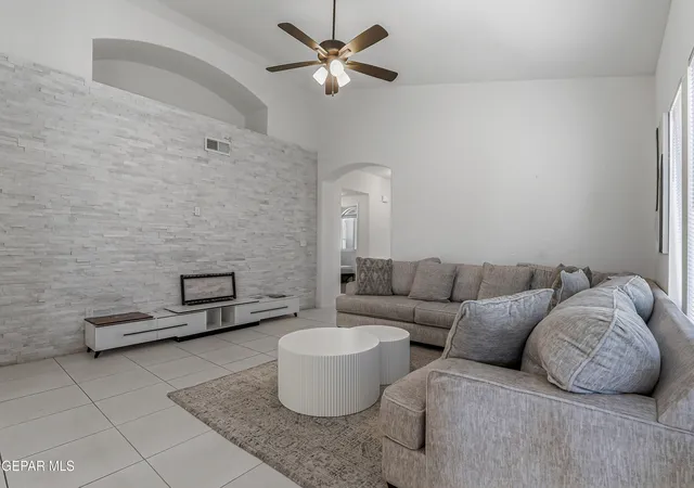 Photo 4 of Single family home for sale at 2313 Tony Harper St, El Paso, TX 79938 | MLS# 944999 | Listing updated on 2026-06-18