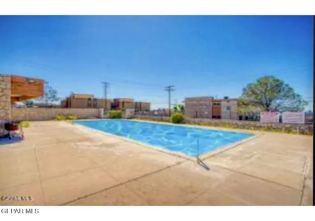 2nd image of 6400 Edgemere Blvd, El Paso, TX 79925