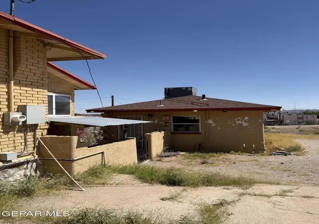 4th image of 2002 Detroit Ave, El Paso, TX 79902 | MLS# 945600