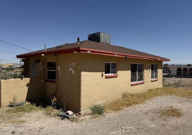 5th image of 2002 Detroit Ave, El Paso, TX 79902 | MLS# 945600