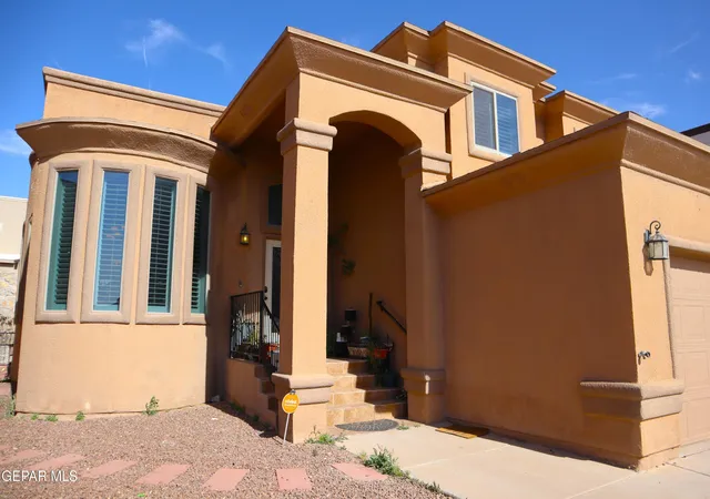 Photo 2 of Single family home for sale at 3184 Amistoso St, El Paso, TX 79938 | MLS# 945055 | Listing updated on 2026-06-18