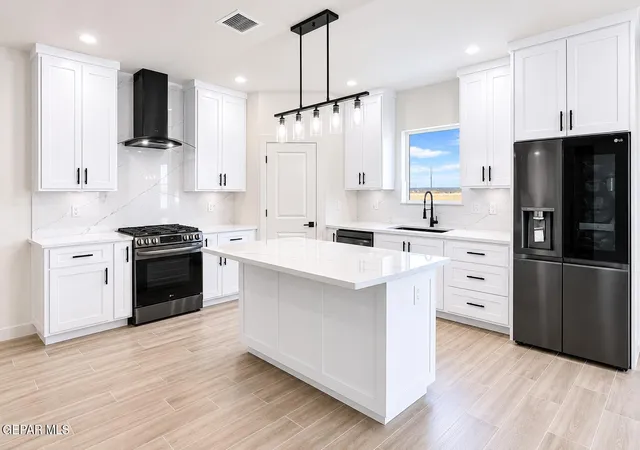 Photo 3 of Single family home for sale at 728 Yuma Desert Dr, Chaparral, NM 88081 | MLS# 945140 | Listing updated on 2026-06-18