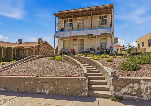4th image of 1128 E River Ave, El Paso, TX 79902