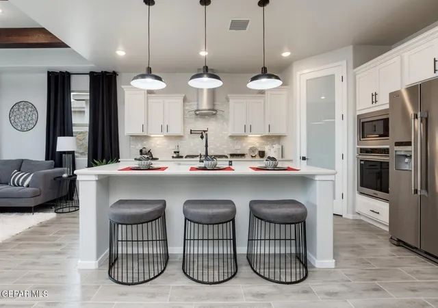 2nd image of 14020 Paseo Cortez Ct, Horizon City, TX 79928 | MLS# 945147