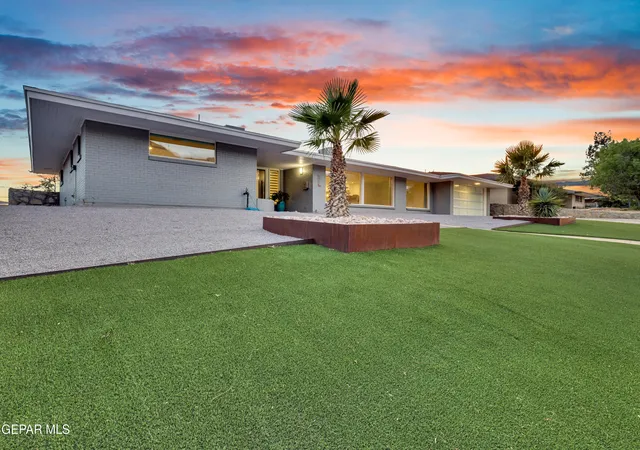 Photo 3 of Single family home for sale at 4011 Las Vegas Dr, El Paso, TX 79902 | MLS# 945422 | Listing updated on 2026-07-03