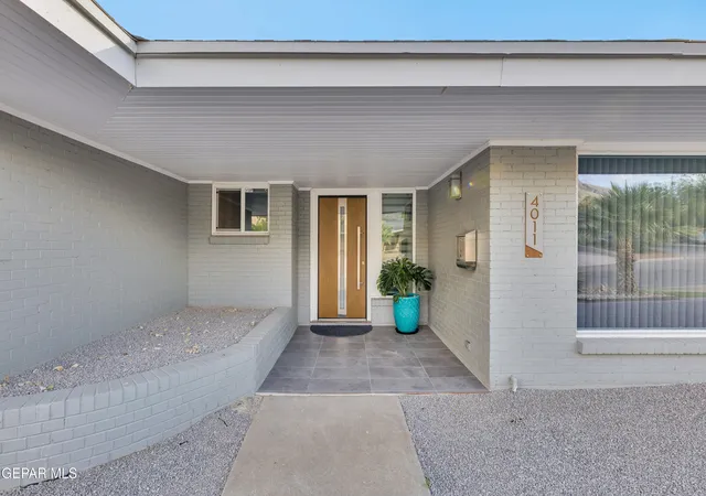 Photo 3 of Single family home for sale at 4011 Las Vegas Dr, El Paso, TX 79902 | MLS# 945422 | Listing updated on 2026-07-03