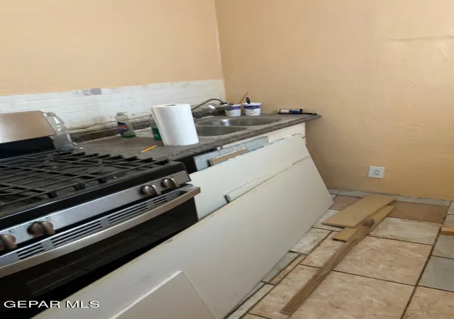 5th image of 4303 Clifton Ave, El Paso, TX 79903 | MLS# 945195