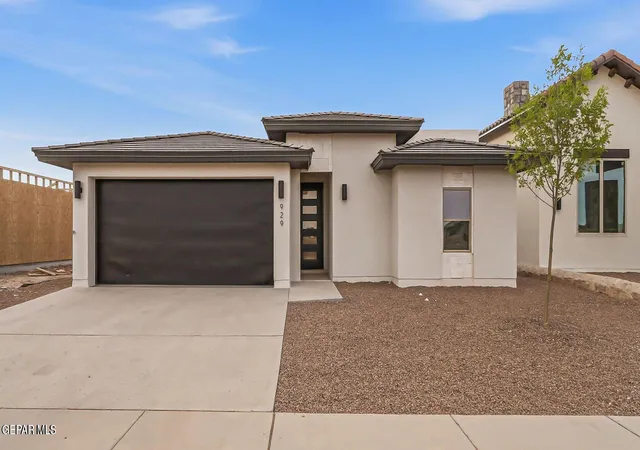 Photo 2 of Single family home for sale at 929 Ada Ln, El Paso, TX 79932 | MLS# 945352 | Listing updated on 2026-09-14