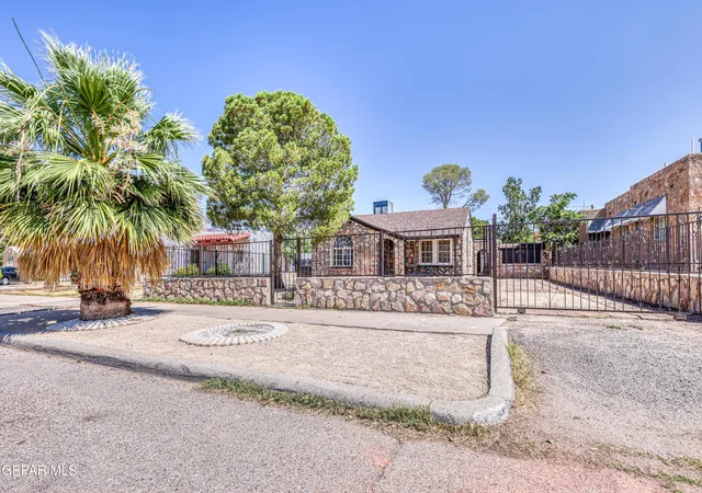 Photo 3 of Single family home for sale at 4533 Hueco Ave, El Paso, TX 79903 | MLS# 945397 | Listing updated on 2026-08-04