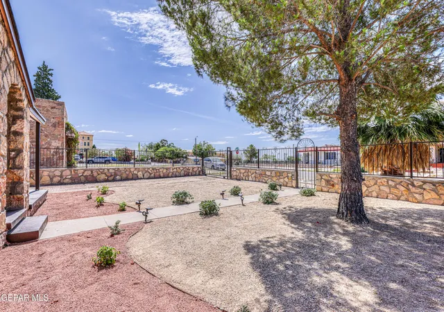 Photo 3 of Single family home for sale at 4533 Hueco Ave, El Paso, TX 79903 | MLS# 945397 | Listing updated on 2026-08-04