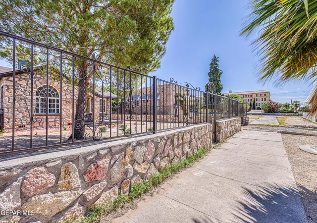 Photo 4 of Single family home for sale at 4533 Hueco Ave, El Paso, TX 79903 | MLS# 945397 | Listing updated on 2026-08-04