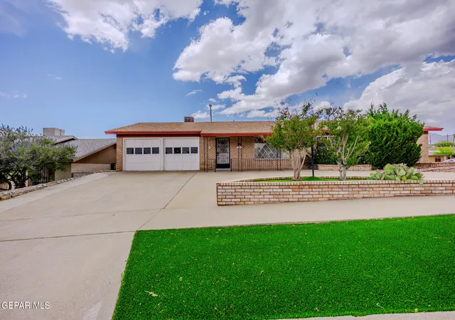 Photo 3 of Single family home for sale at 229 Fremont Ln, El Paso, TX 79912 | MLS# 945615 | Listing updated on 2026-08-11