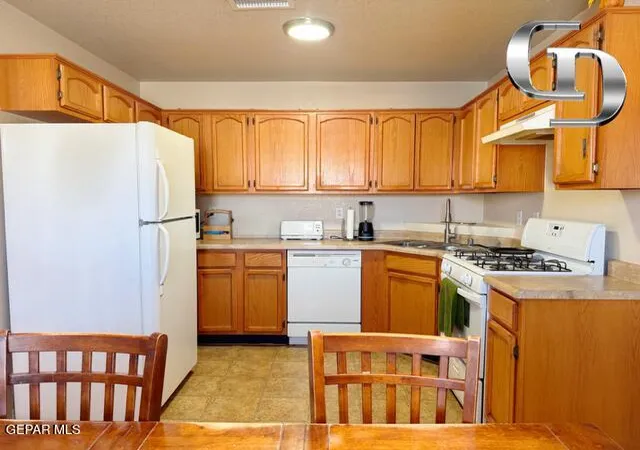 Photo 3 of Sale Pending at 13972 Vaquero Rock Dr, El Paso, TX 79938 | MLS# 945486 | Listing updated on 2026-08-01
