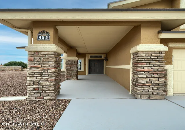 Photo 1 of Single family home for sale at 455 Shadow Glen Ct, El Paso, TX 79928 | MLS# 945489 | Listing updated on 2026-09-14