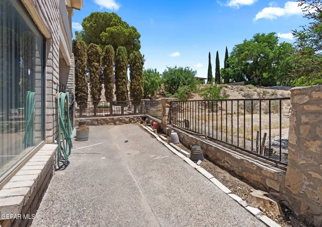 Single family home for sale at 124 Casitas Del Este Ln, El Paso, TX 79935 | MLS# 945542