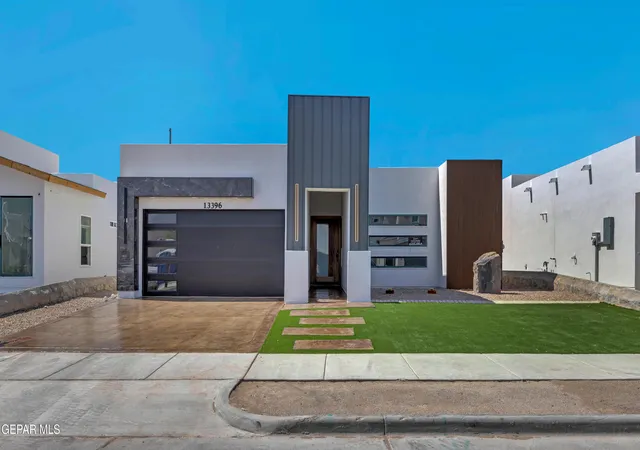 3rd image of 13396 Emerald Glass Dr, Horizon City, TX 79928 | MLS# 945621