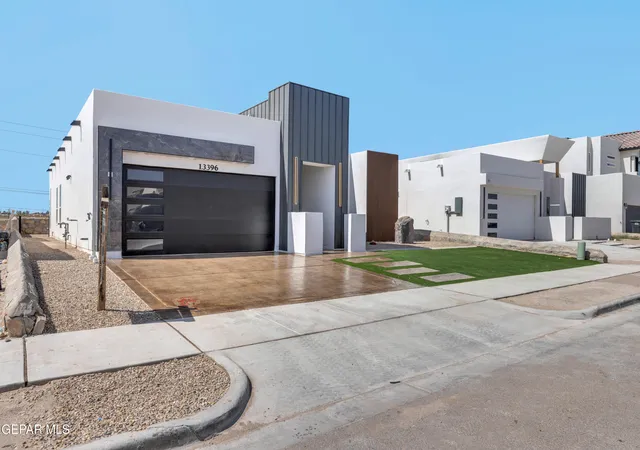 4th image of 13396 Emerald Glass Dr, Horizon City, TX 79928 | MLS# 945621