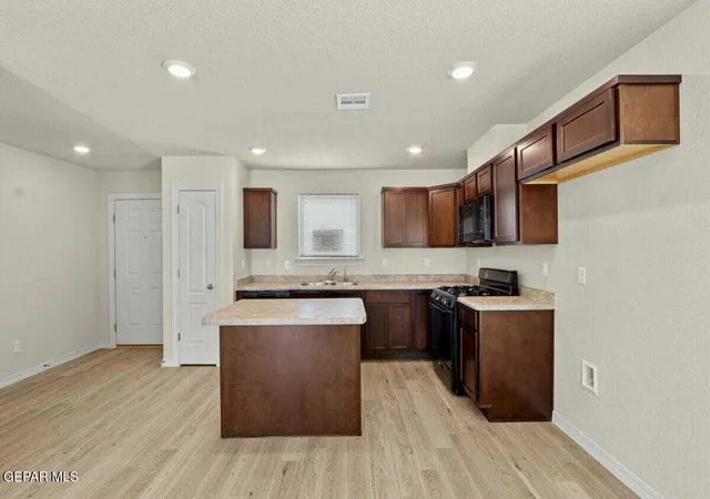 3rd image of 14245 Banana Yucca Ave, Horizon City, TX 79928 | MLS# 945520