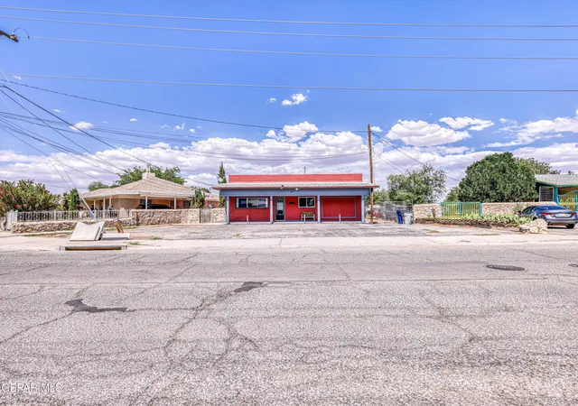 Photo 2 of Sale Pending at 8751 Winchester Rd, El Paso, TX 79907 | MLS# 945607 | Listing updated on 2026-09-15